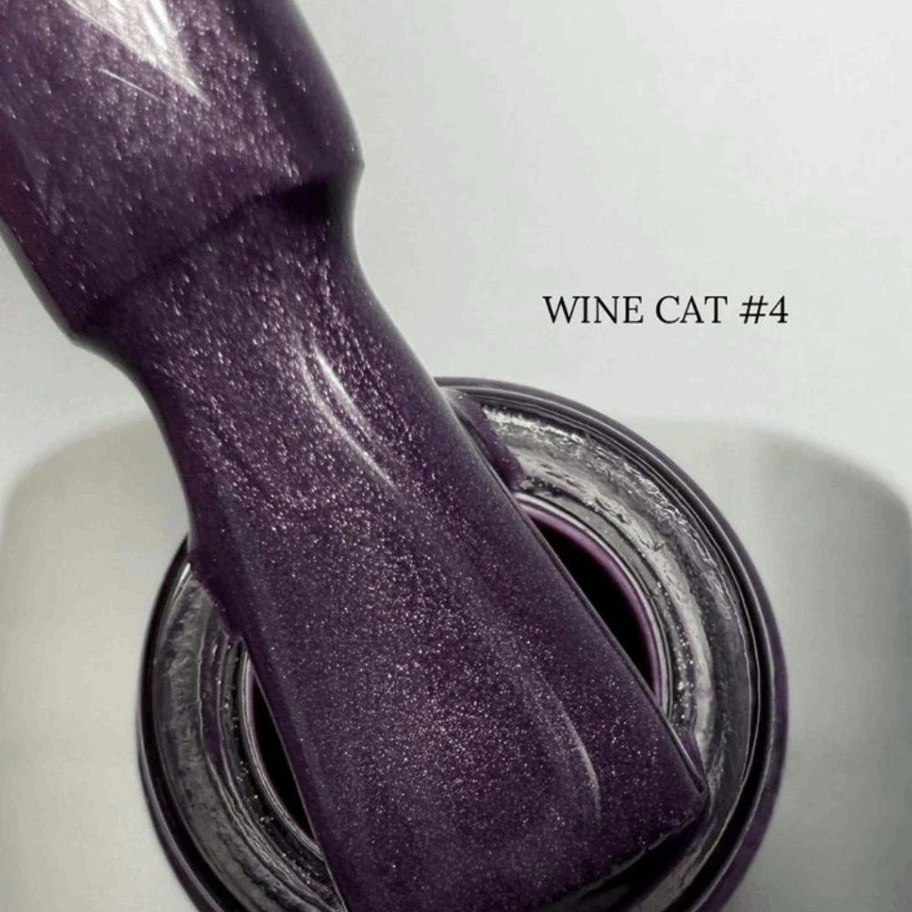 Gel Polish SAGA CAT EYE / USA Wine Cat 10ml 04