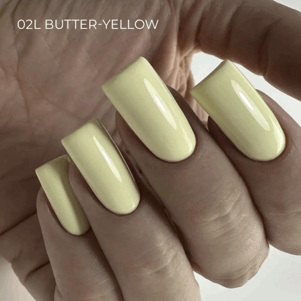PNB Russian Collection 8ml 02L BUTTER-YELLOW