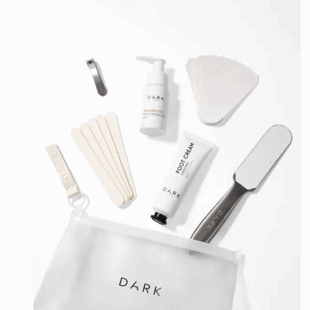 Dark Home Set For Pedicure