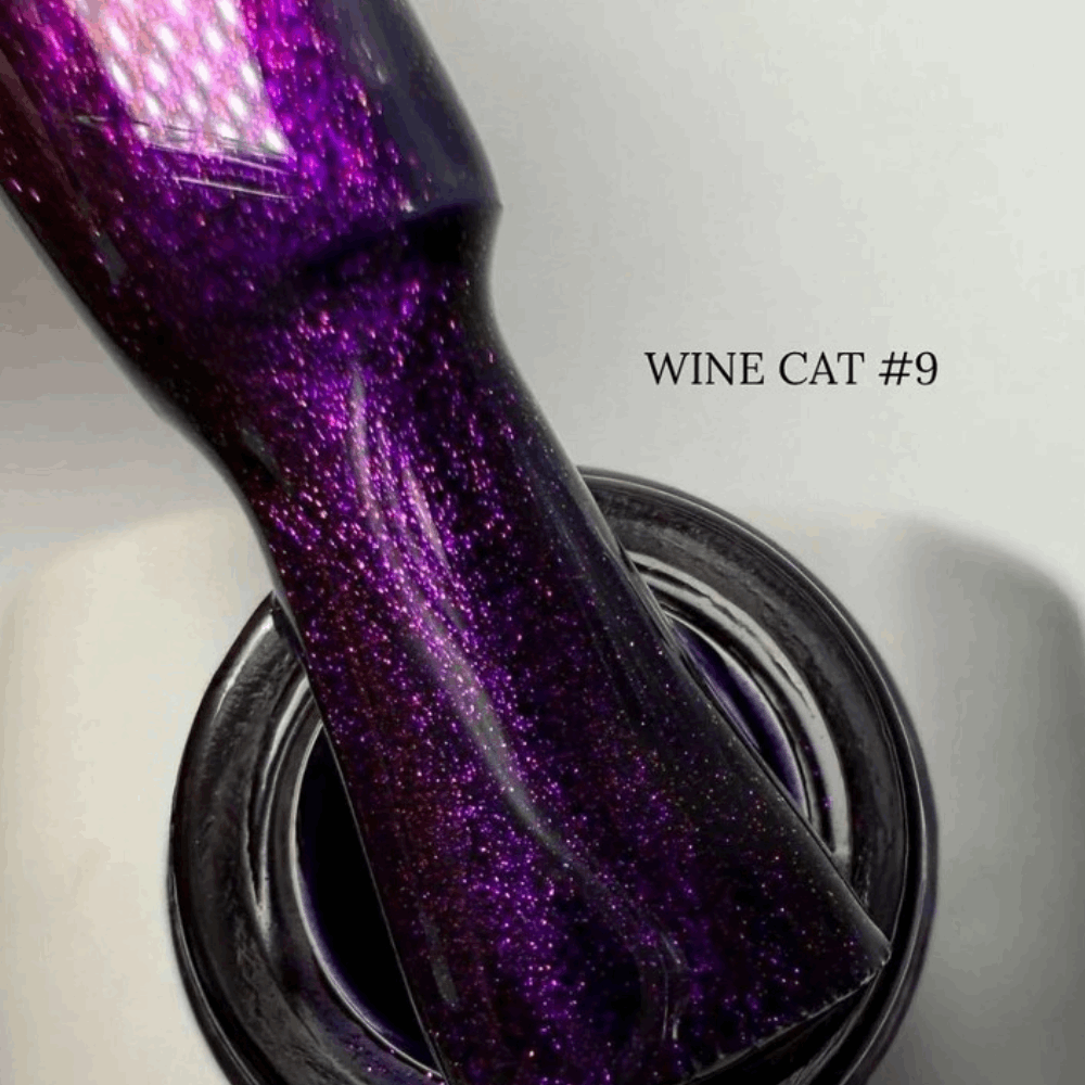 Gel Polish SAGA CAT EYE / USA Wine Cat 10ml 09